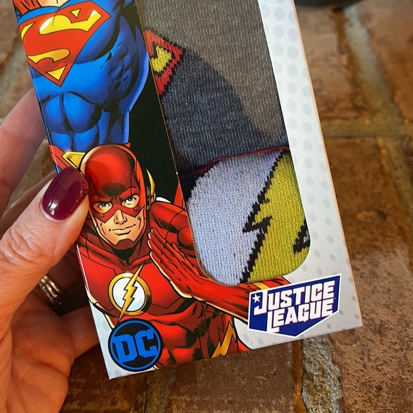 NIB DC Justice League Superman Flash Batman Men's Crew Socks - Picture 2 of 6